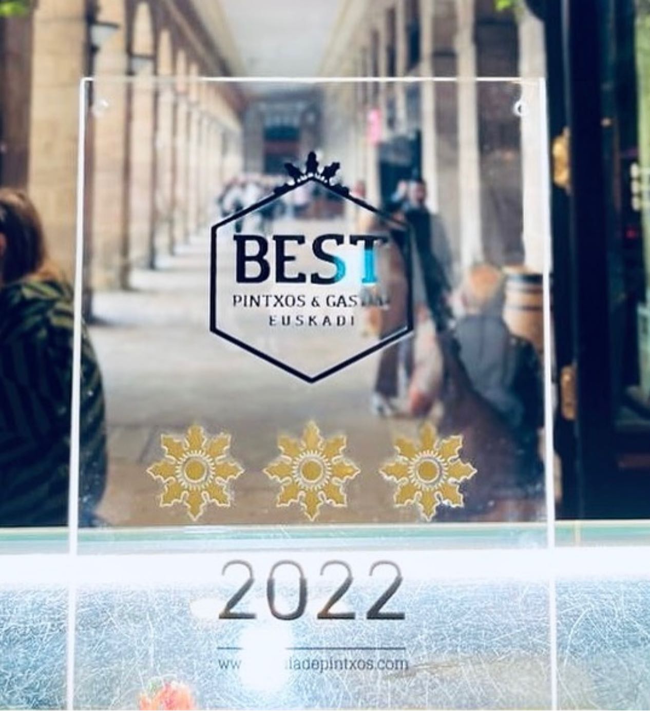 #bestpintxos #guiapintxos #3eguzkilores #pintxosbilbao #pintxosvascos #bilbaocentroexperience #euskadigastronomika #euskadibasquecountry #pinchos#tapas#cocinaenminiatura  @sorginzulo_bilbao #pintxosnonstop